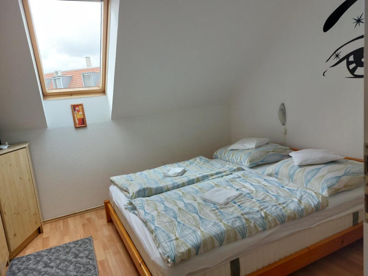 Apartmancentrum Gyula Zewnętrze zdjęcie
