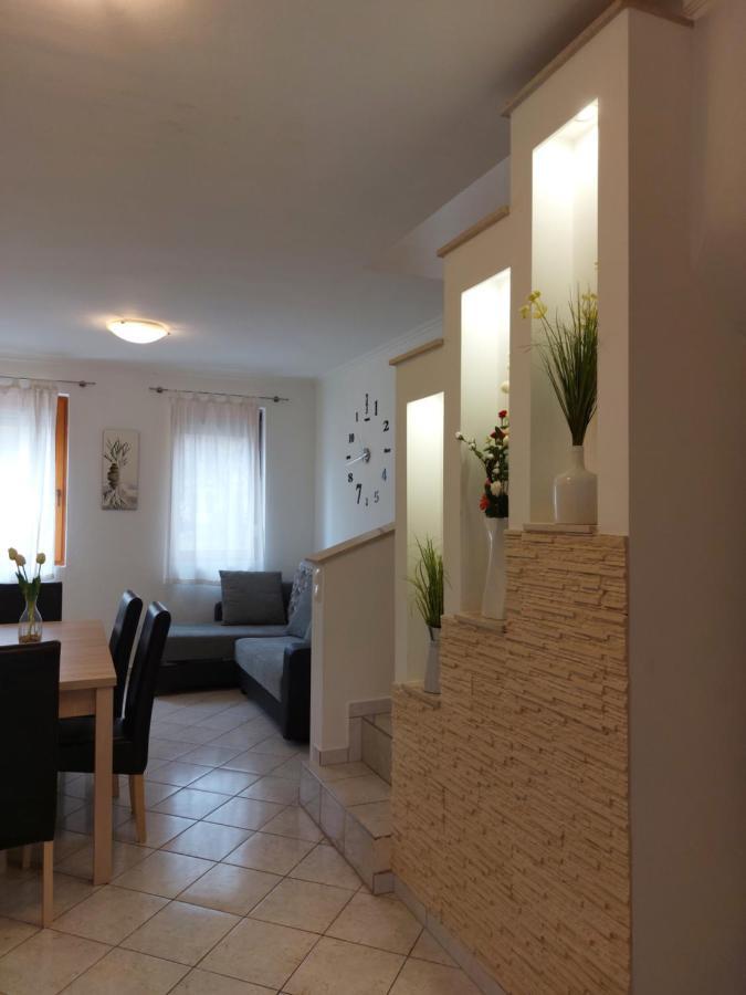 Apartmancentrum Gyula Zewnętrze zdjęcie
